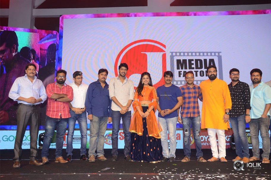 Jamba-Lakidi-Pamba-Movie-Pre-Release-Event